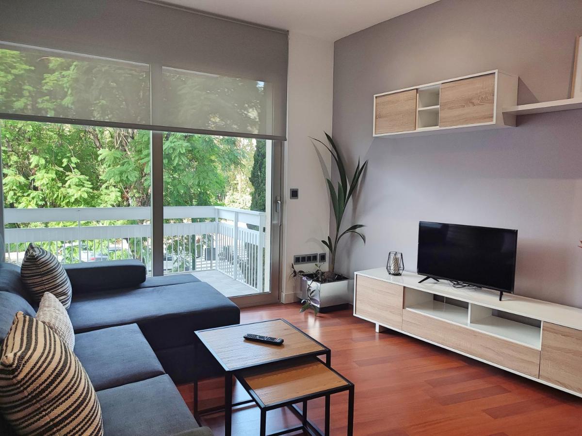 Victoria Center Apartment